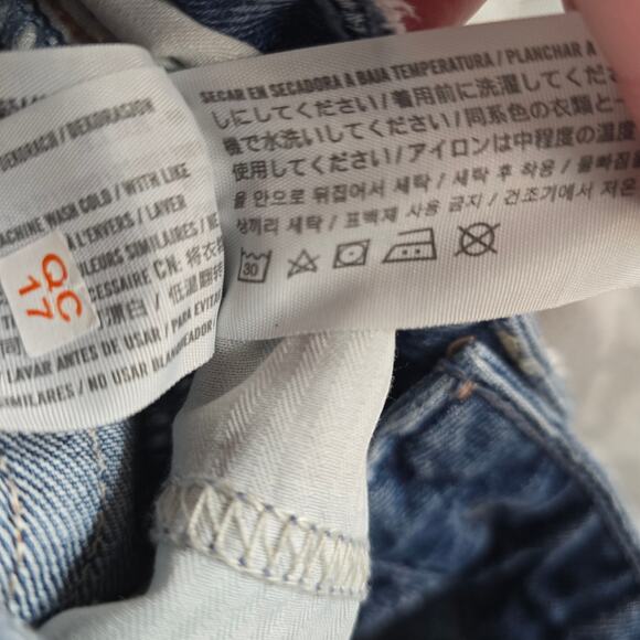 Hollister Ultra High-Rise Baggy Jeans Women's Size 000S w23S - Picture 9 of 10